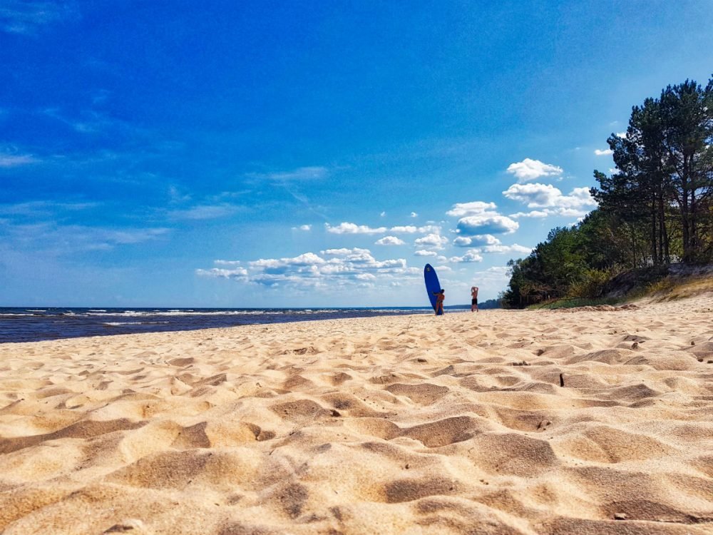 Beach in the Western coast of the Gulf of Riga_Rolands Ratfleders_Escaperies